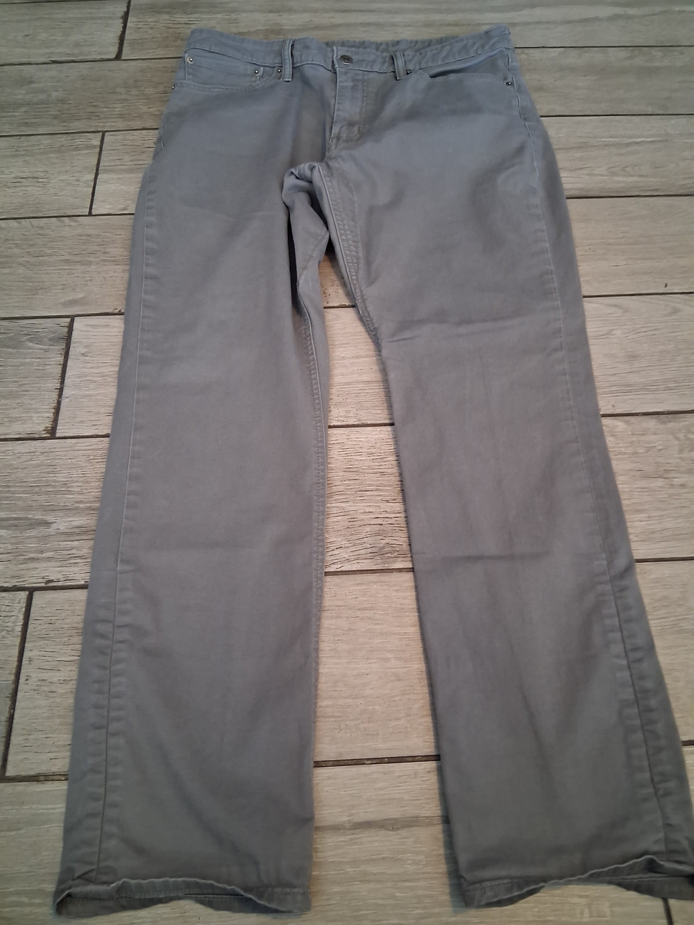 Levi's Gray Straight-Leg Chinos